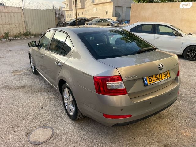 סקודה אוקטביה 
