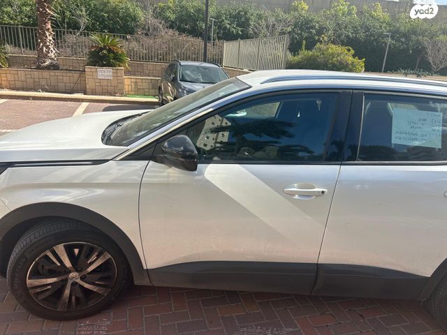 מודעת רכב פיג'ו 3008