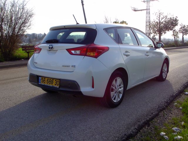 טויוטה אוריס