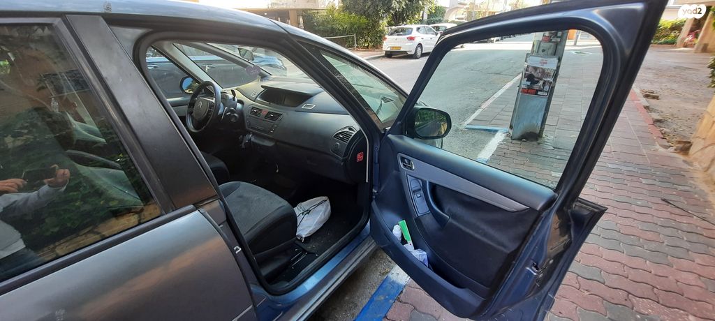 מודעת רכב סיטרואן C4 פיקאסו