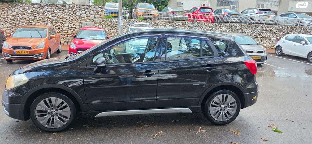 מודעת רכב סוזוקי קרוסאובר