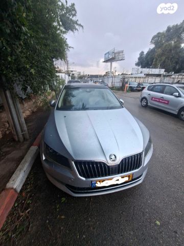 מודעת רכב סקודה סופרב