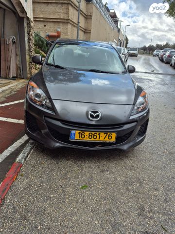 מודעת רכב מאזדה 3