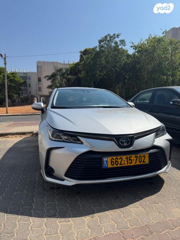 מודעת רכב טויוטה קורולה