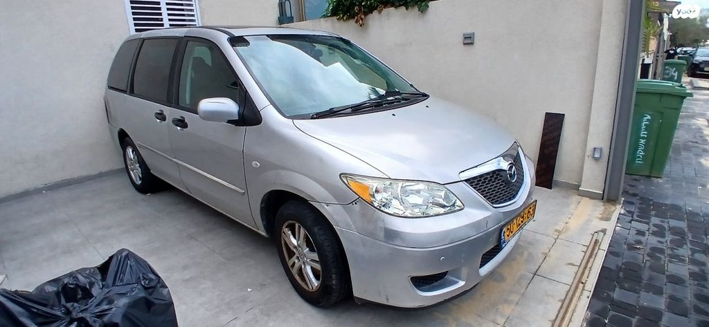 מודעת רכב מאזדה MPV