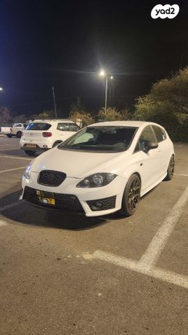 מודעת רכב סיאט לאון