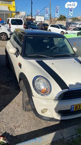 מודעת רכב מיני קופר