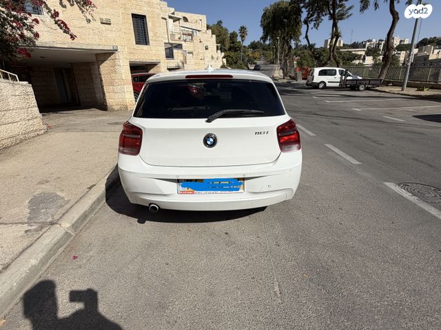 מודעת רכב ב מ וו סדרה 1