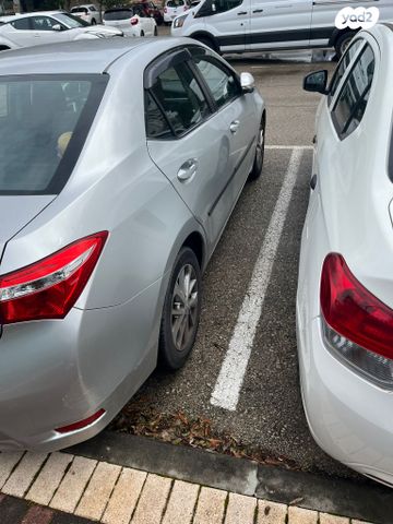 טויוטה קורולה