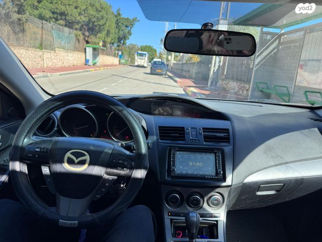 מאזדה 3