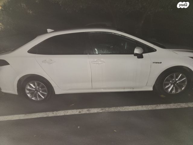 טויוטה קורולה