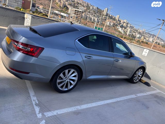 מודעת רכב סקודה סופרב