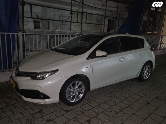 מודעת רכב טויוטה אוריס