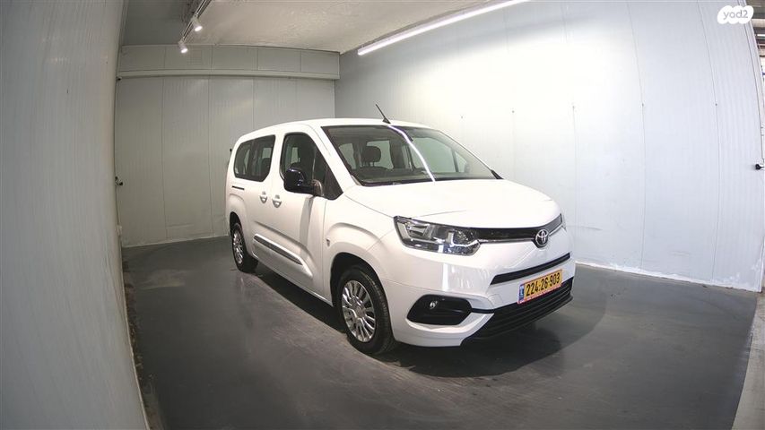 טויוטה פרואייס סיטי