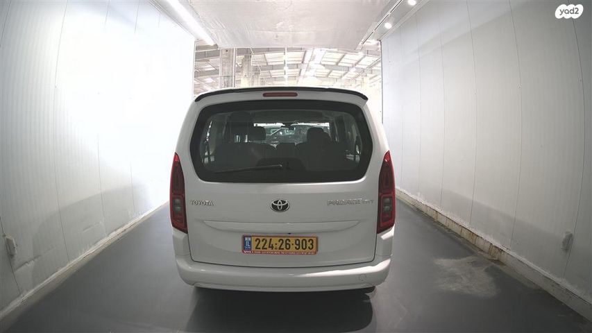 טויוטה פרואייס סיטי