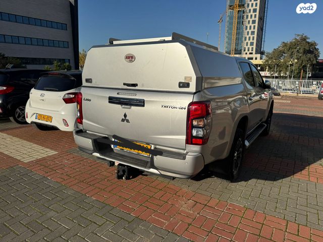 מיצובישי טרייטון / L200