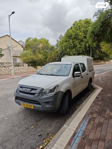 מודעת רכב איסוזו די-מקס