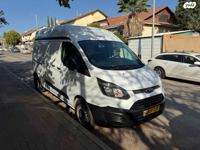 פורד טרנזיט קוסטום