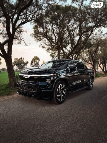 מודעת רכב שברולט סילברדו EV