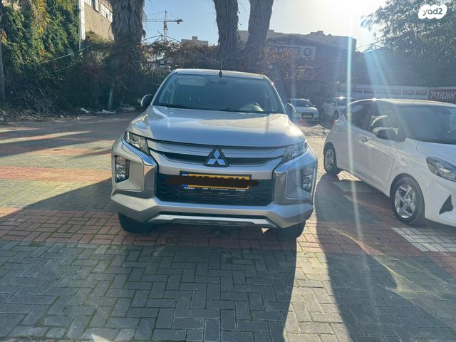 מיצובישי טרייטון / L200