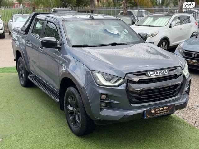 איסוזו די-מקס