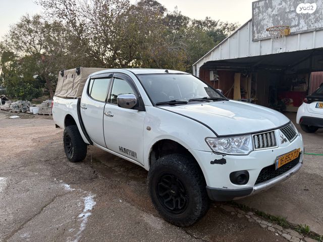 מיצובישי טרייטון / L200