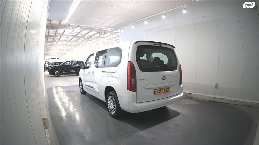 טויוטה פרואייס סיטי