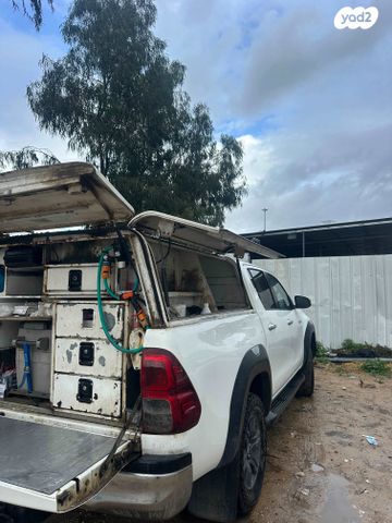 טויוטה היילקס