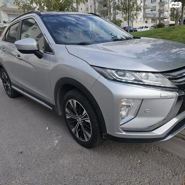 מודעת רכב מיצובישי אקליפס קרוס