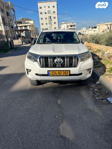 מודעת רכב טויוטה לנד קרוזר