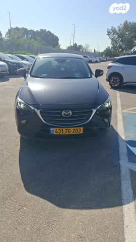 מודעת רכב מאזדה CX-3
