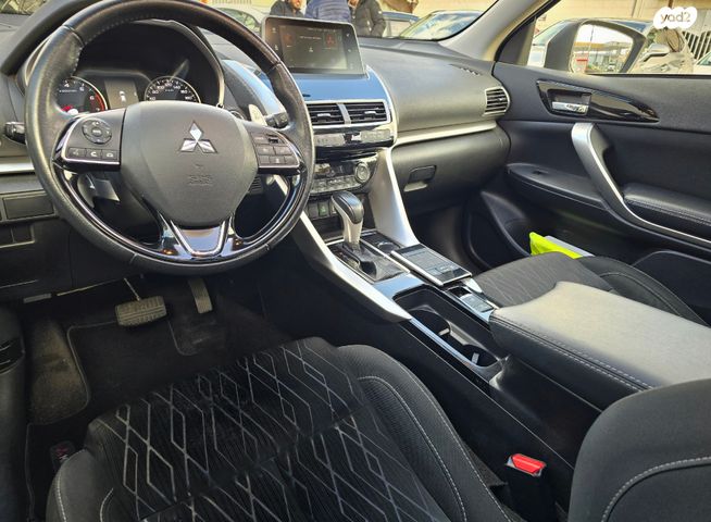 מיצובישי אקליפס קרוס