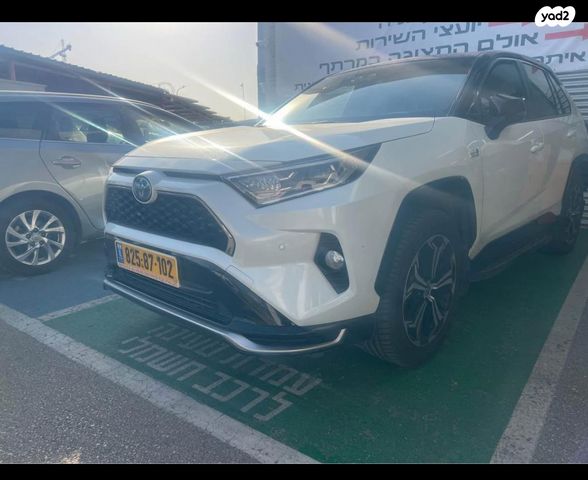 מודעת רכב טויוטה RAV4