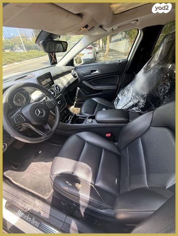 מרצדס-בנץ GLA