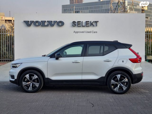 וולוו XC40