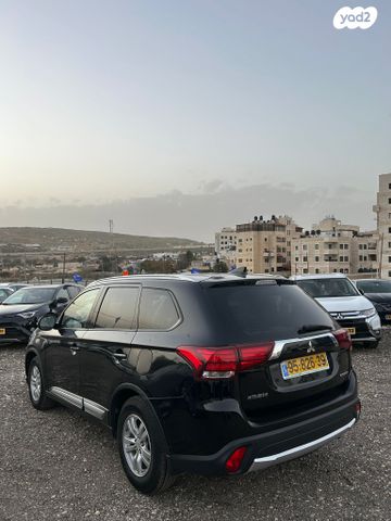 מיצובישי אאוטלנדר