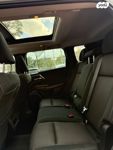 מיצובישי אאוטלנדר