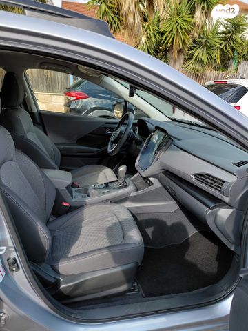 סובארו קרוסטרק