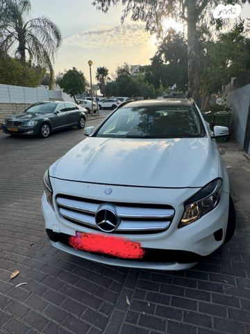 מרצדס-בנץ GLA