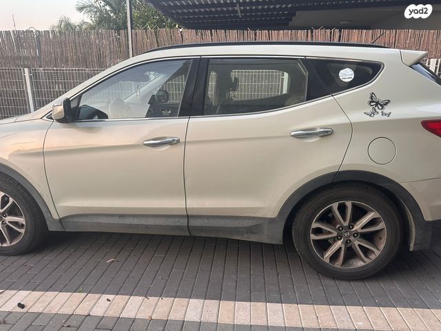 יונדאי סנטה פה