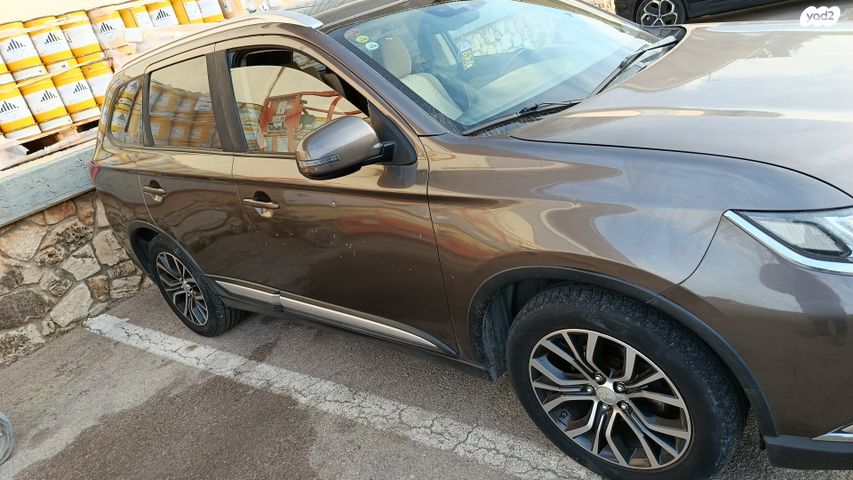 מודעת רכב מיצובישי אאוטלנדר
