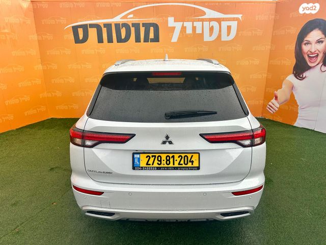 מיצובישי אאוטלנדר