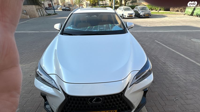 לקסוס NX