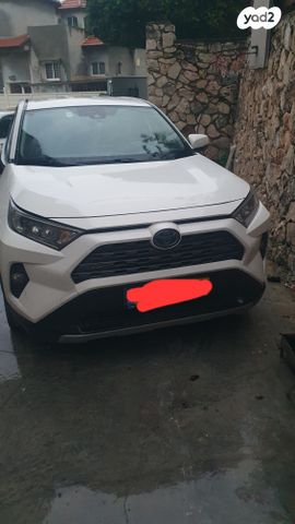מודעת רכב טויוטה RAV4