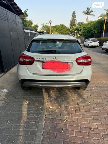 מרצדס-בנץ GLA