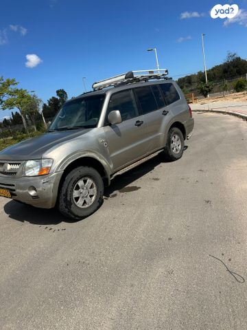 מיצובישי פג'רו