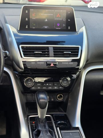 מיצובישי אקליפס קרוס