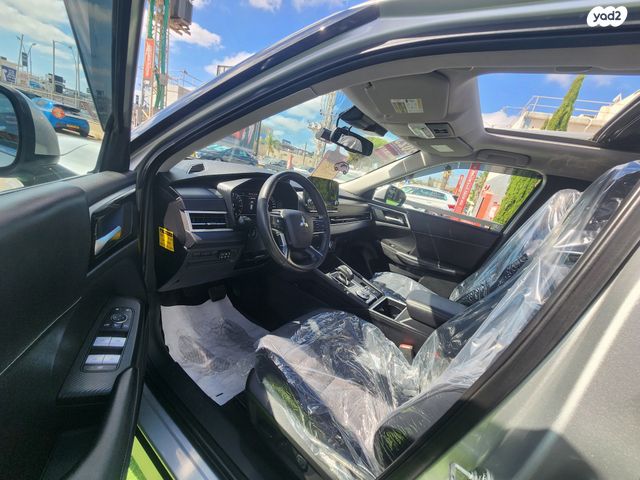 מיצובישי אאוטלנדר