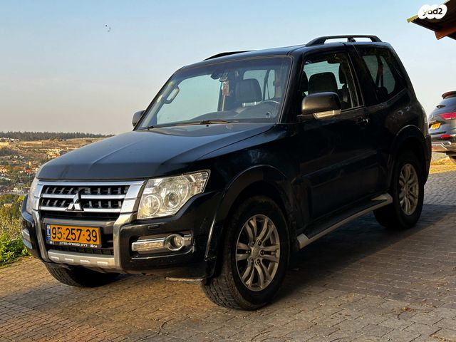 מודעת רכב מיצובישי פג'רו