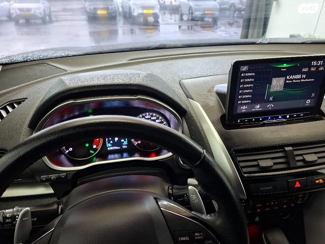 מיצובישי אקליפס קרוס